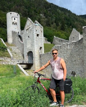 Tom Wlaschiha Instagram - almost heaven 
#munichvenezia #cycling #🚴🚴