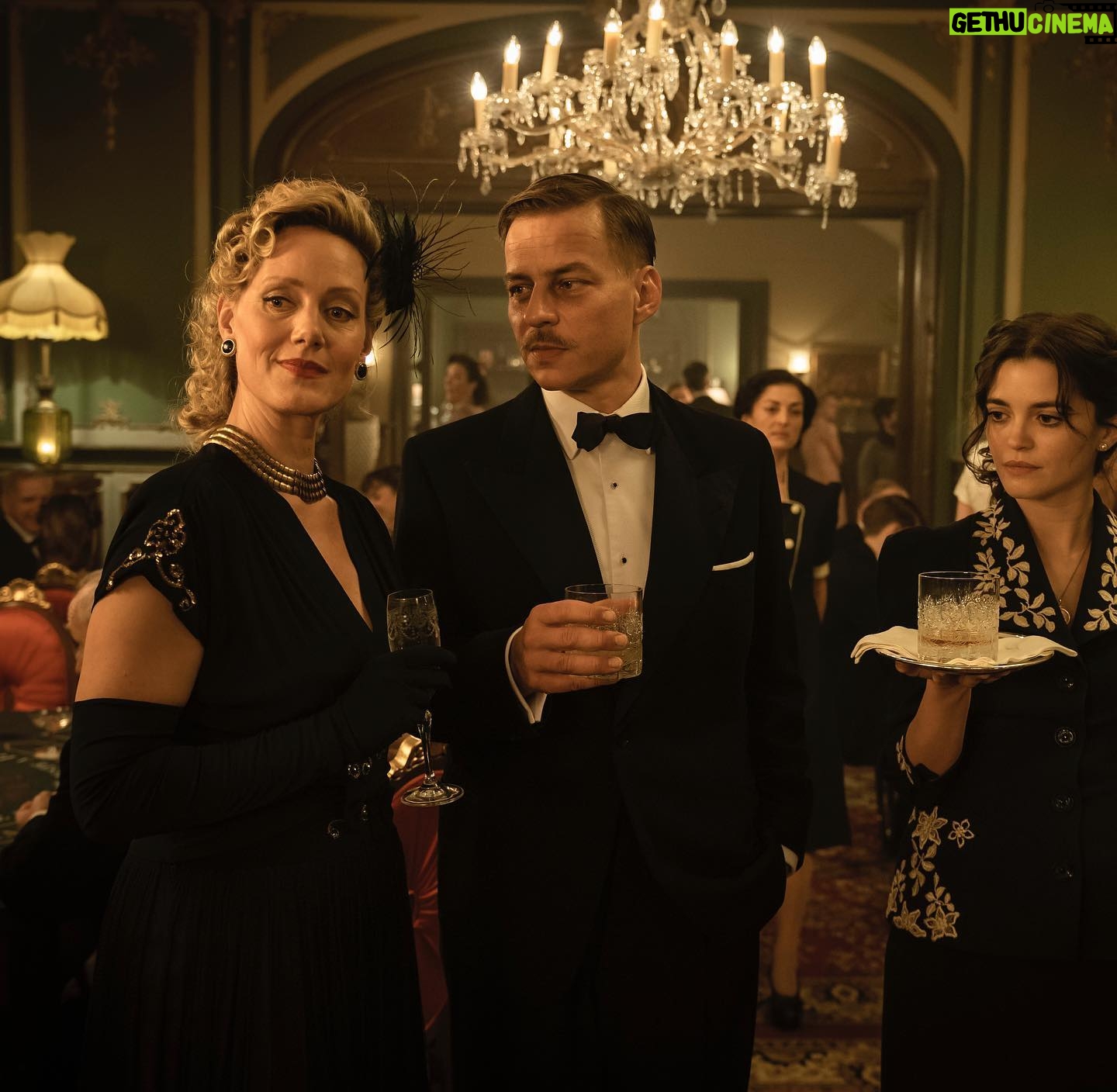 Tom Wlaschiha - 36.4K Likes - Faites vos jeux !
#DASBOOT3
out now @skydeutschland @skyticketde
📸 @rabold_foto
