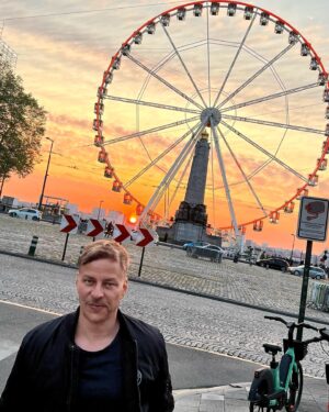 Tom Wlaschiha Instagram - Brussels blue hour.