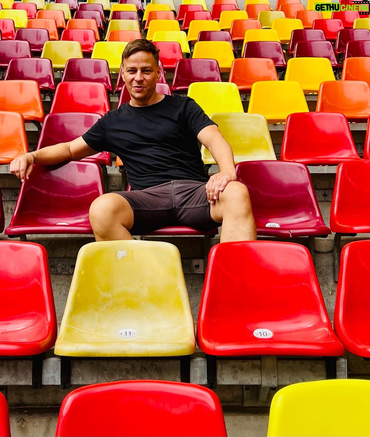 Tom Wlaschiha - 33.9K Likes - colour up ur life
#nationalarena #romania