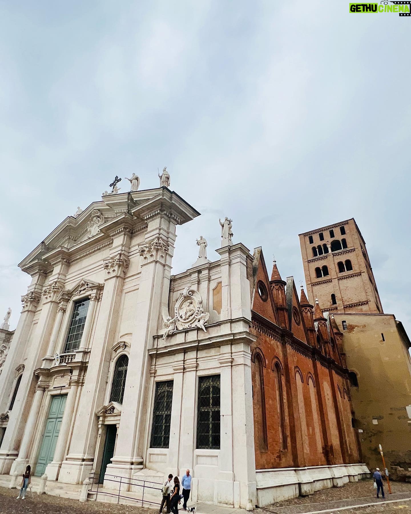 Tom Wlaschiha - 69.5K Likes - Still standing. 🏁
#pisa #lucca #mantova
