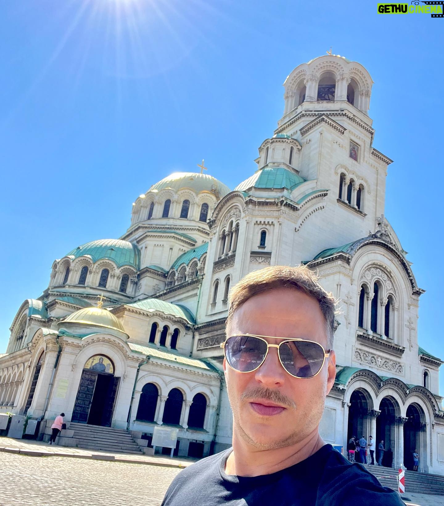 Tom Wlaschiha - 37.9K Likes - cityhopping 🇧🇬
#sofia #bulgaria