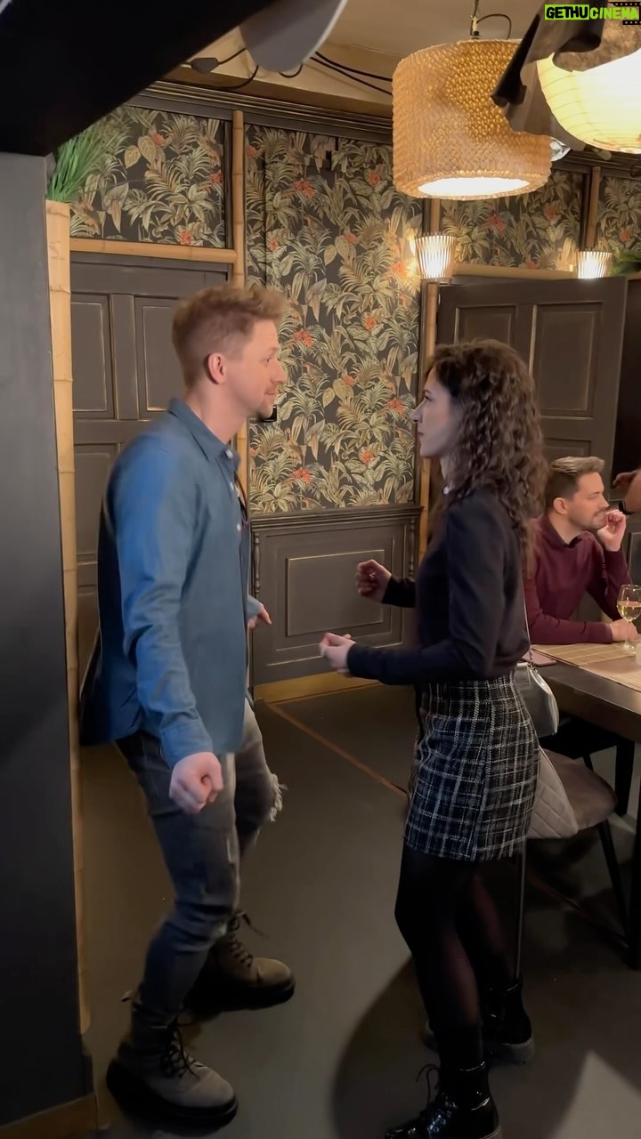 Tomáš Klus - 14.8K Likes - Na place bývá hodně veselo. 😄✨ Přejeme krásnou sobotu. ☀️
#primazoo #primatv #serial #zoo #backstage #zabava #televize #herci #tomasklus #evaburesova