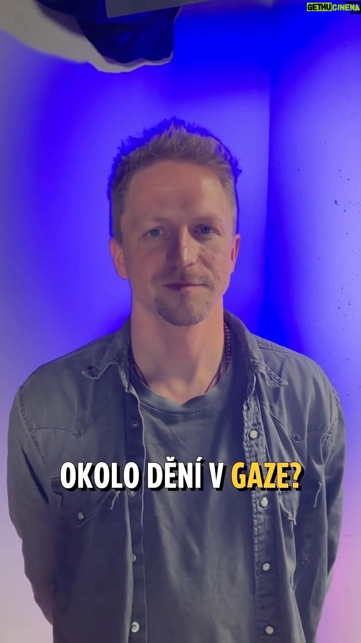 Tomáš Klus - 0.9K Likes - Zpěvák @tomas_klus byl hostem pořadu Blesku Epicentrum. S moderátorkou Pavlínou Horákovou @pavlinahczech a ředitelkou Herzlova centra izraelských studií na Univerzitě Karlově Irenou Kalhousovou rozebírali situaci v Gaze. Proč se Tomáš Klus angažuje v Izraelsko-palestinském konfliktu? Celý rozhovor najdete na Blesk.cz. #bleskcz #tomasklus #gaza #valka #izrael🇮🇱 #palestina