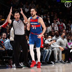 Tomáš Satoranský Instagram - #dcfamily #klukzflóry #klukzfolimanky #nevertohighnevertolow