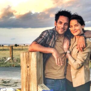 Tomer Sisley Instagram - Tournage avec une partenaire exceptionnelle!!! @michellemonaghan Love working with you. Love your family! Une actrice avec une paire de C...
#whatelse @lifebywhite @sandraandcoparis
Pic by our makeup artist 👩‍🎨 @tarraday 😘