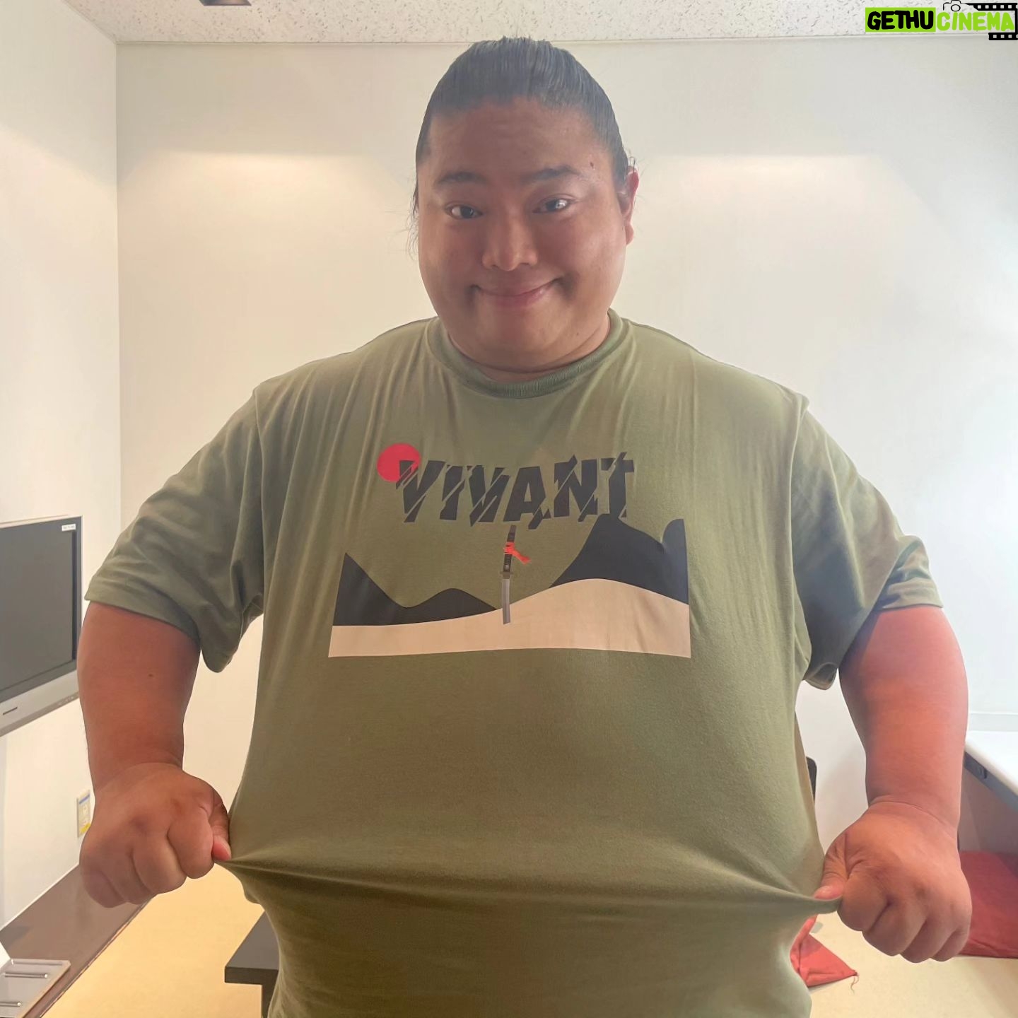 Tomisakae - 15K Likes - こちら台本Tシャツ👕8話verです📱📣
これはもしかしたらノゴーンベキの日本刀なのかも⚔️
#𝐕𝐈𝐕𝐀𝐍𝐓 #富栄ドラム