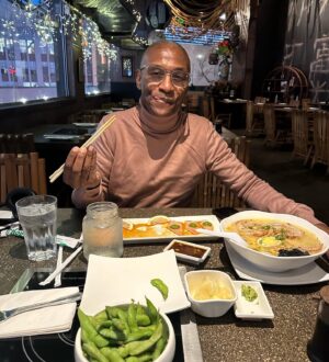 Tommy Davidson Instagram - Date Night in Hollywood at the @jlo #thisismenow premiere @reviverauto #rplate #datenight  #valentinesday