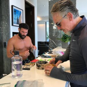Tommy Flanagan Instagram - Testing the @ignite goods 🔥🥦 with @danbilzerian & @brendononeal Damn fine greens ✅