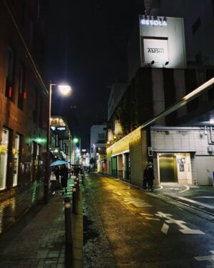 Tomo Visava Thaiyanont Instagram - #tb 📷,☂️ #fukuoka
