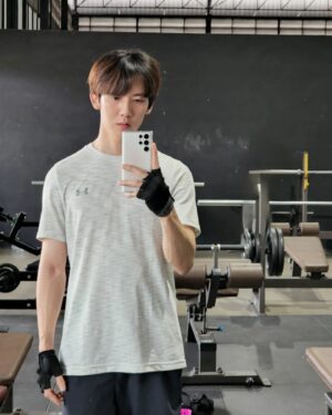 Tomo Visava Thaiyanont Instagram - 🏋‍♂️🌧