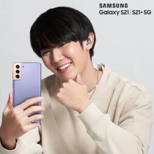 Tomo Visava Thaiyanont Instagram - ใหม่ Samsung Galaxy S21  S21  5G อีกระดับของการทำคอนเทนต์ ให้รูปสวยขั้นสุดพร้อมแชร์ได้ทันที  
ใช้คู่กับ Galaxy Buds Pro หูฟังไร้สาย เต็มอิ่มกับคุณภาพเสียงระดับสตูดิโอ จำหน่ายแล้ววันนี้ 
สัมผัสเครื่องจริงได้ที่ Samsung Experience Store  
#GalaxyS21TH #TeamGalaxy #GalaxyS21