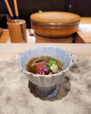 Tomo Visava Thaiyanont Instagram - 🍣