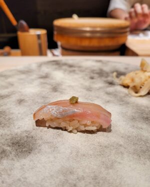 Tomo Visava Thaiyanont Instagram - 🍣