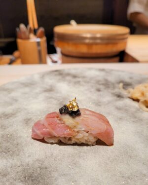 Tomo Visava Thaiyanont Instagram - 🍣