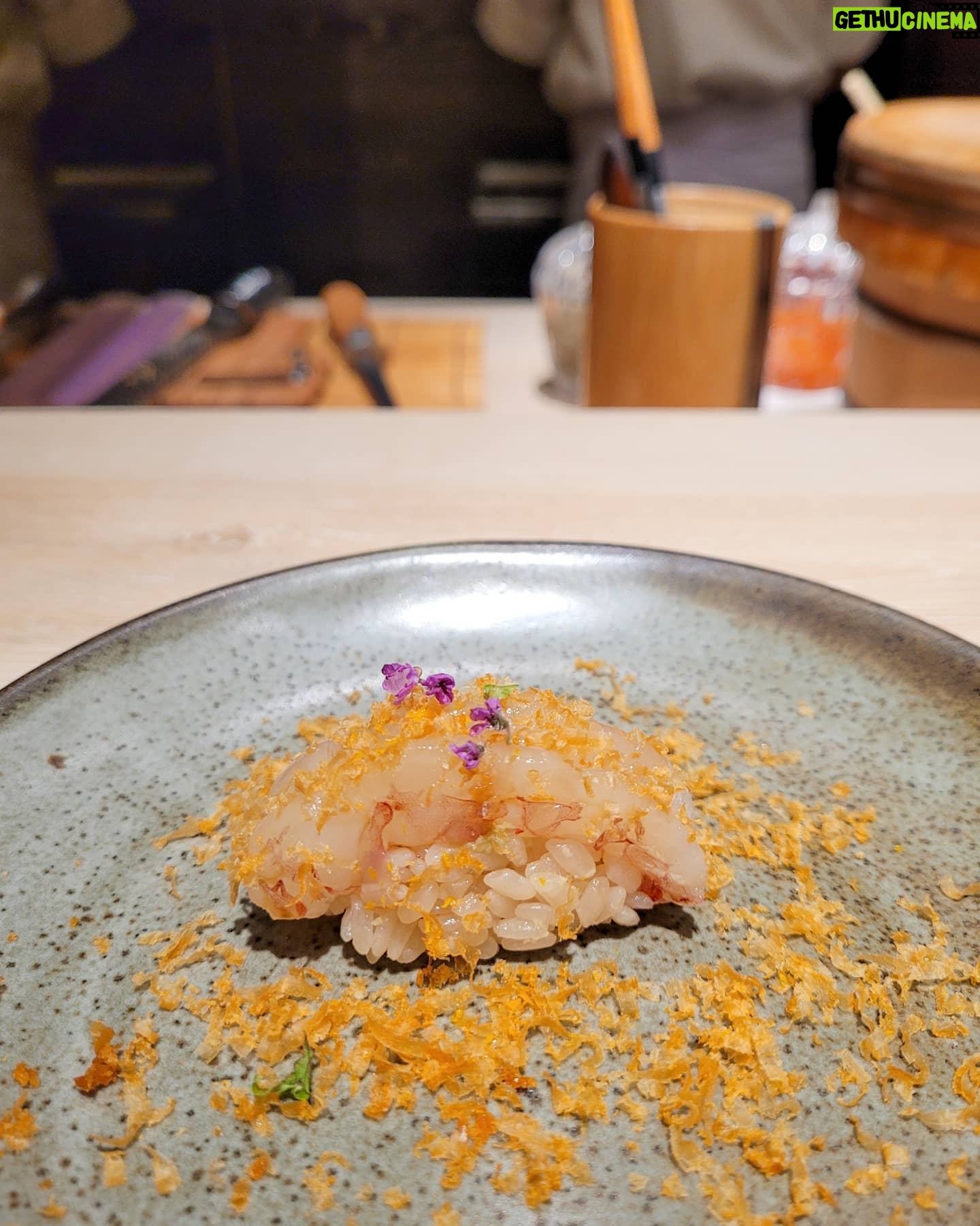 Tomo Visava Thaiyanont - 21.4K Likes - 🍣