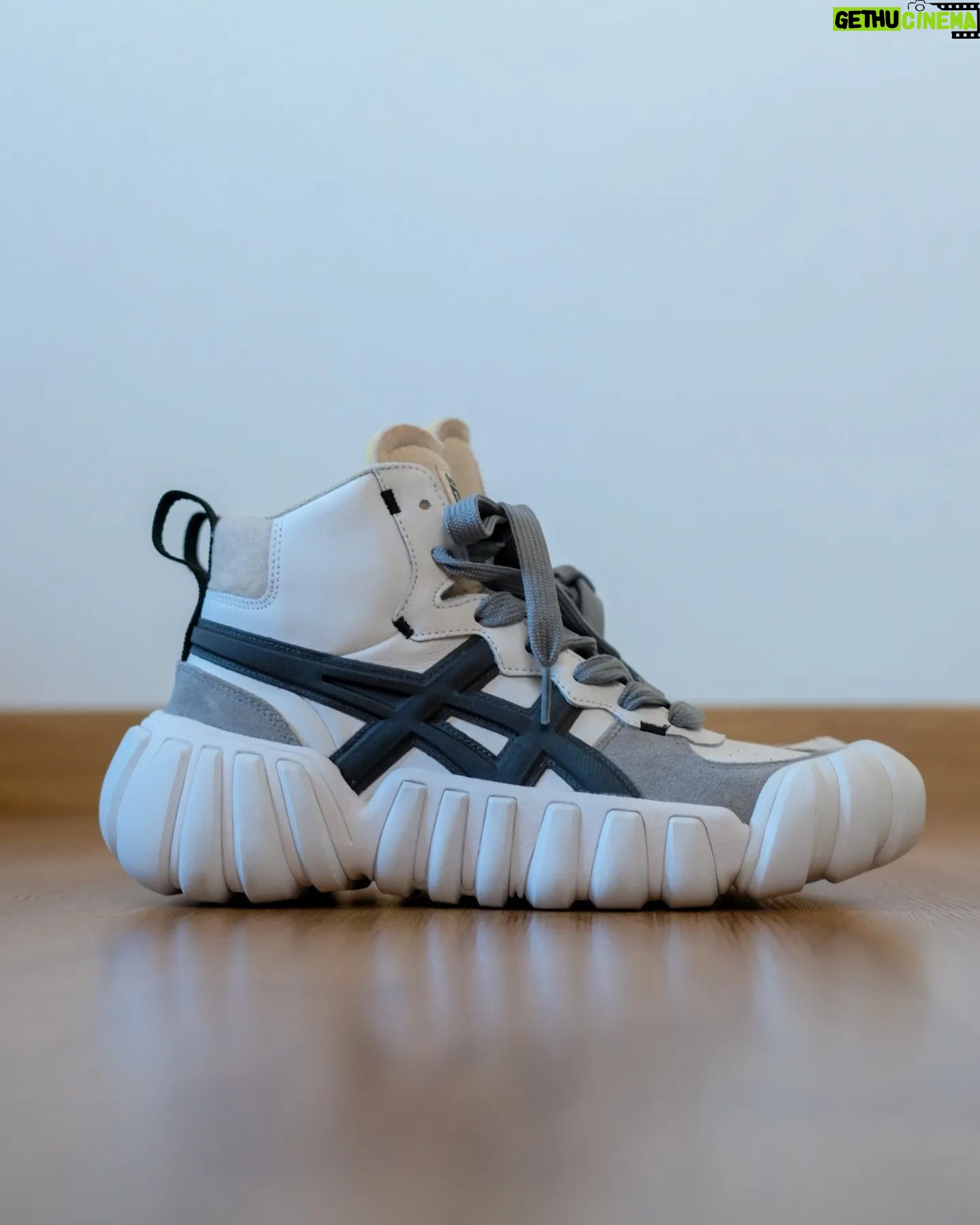 Tomo Visava Thaiyanont - 24.9K Likes - 👟🐯
#OnitsukaTigerOfficial #OnitsukaTigerTH
@onitsukatigerofficial @onitsukatigerth