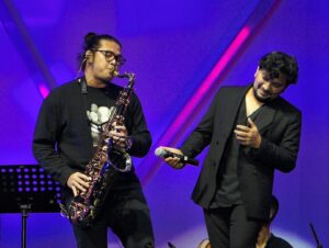 Tompi Instagram - Bermusik di Java jazz 2024, tadi sempat memainkan lagu Terbaru “bergoyang berdendang” tunggu rilis resmi nya y. Dan special performance menampilkan ayesha…