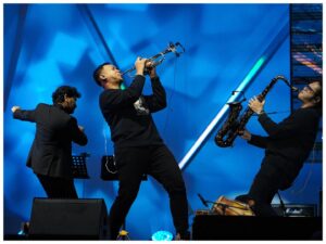 Tompi Instagram - Bermusik di Java jazz 2024, tadi sempat memainkan lagu Terbaru “bergoyang berdendang” tunggu rilis resmi nya y. Dan special performance menampilkan ayesha…