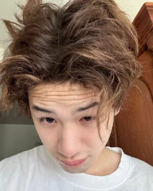 Tonhon Tantivejakul Instagram - 💆🏻‍♂️