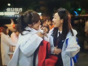 Tony An Instagram - 새벽에 갑자기 생각나서 혼술에 응답하라1997
정주행중~ 아.. 정말 그때 왜 다들 나한테 잘보고
있다고 인사한지 이해가 되네..^^ 

#응답하라1997#대박#토니안#주연#안승부인#ㅎㅎ#고마워
#부산#원숭이새끼#추억