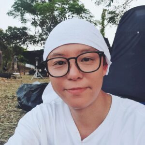 Tony An Instagram - 나 모하게~~~? 

#토니안#난누군가또여긴어딘가#난#웃고있니#안웃고있니