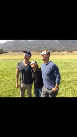 Tony Goldwyn Instagram - Last solar eclipse I was in Vermont with these two beauties.  @scottkfoley @kerrywashington #scandalfam @scandalabc