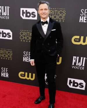 Tony Goldwyn Instagram - Huge congrats to @willsmith on his @criticschoice & @bafta wins for #KingRichard!!! No trophies for me but thanks to @brunellocucinelli_brand I did make @vanityfair’s best dressed list! 😆