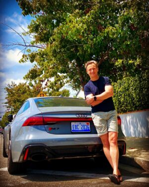 Tony Goldwyn Instagram - Thanks @audi for helping me out with this awesome RS7 while in LA. What a beautiful car!🔥👏👏👏
