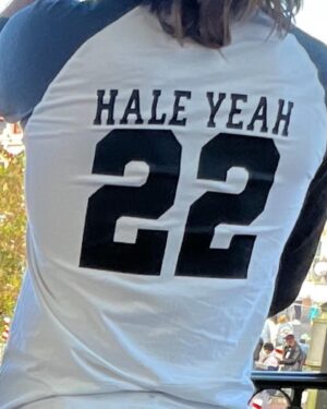 Tony Hale Instagram - Disney Day. #haleyeah