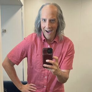 Tony Hale Instagram - I’m a model mama!  @quizladymovie streaming on @hulu now!