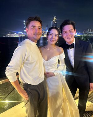 Tony Hung Instagram - 「好玩、刺激！」婚禮係，人生要係，往後日子更加要係！呢個係婚姻保鮮嘅靈丹妙藥，恭喜你哋為呢個冒險旅程有個好好嘅開始！

#勁甜麥 @louisa_mak @keithshing_