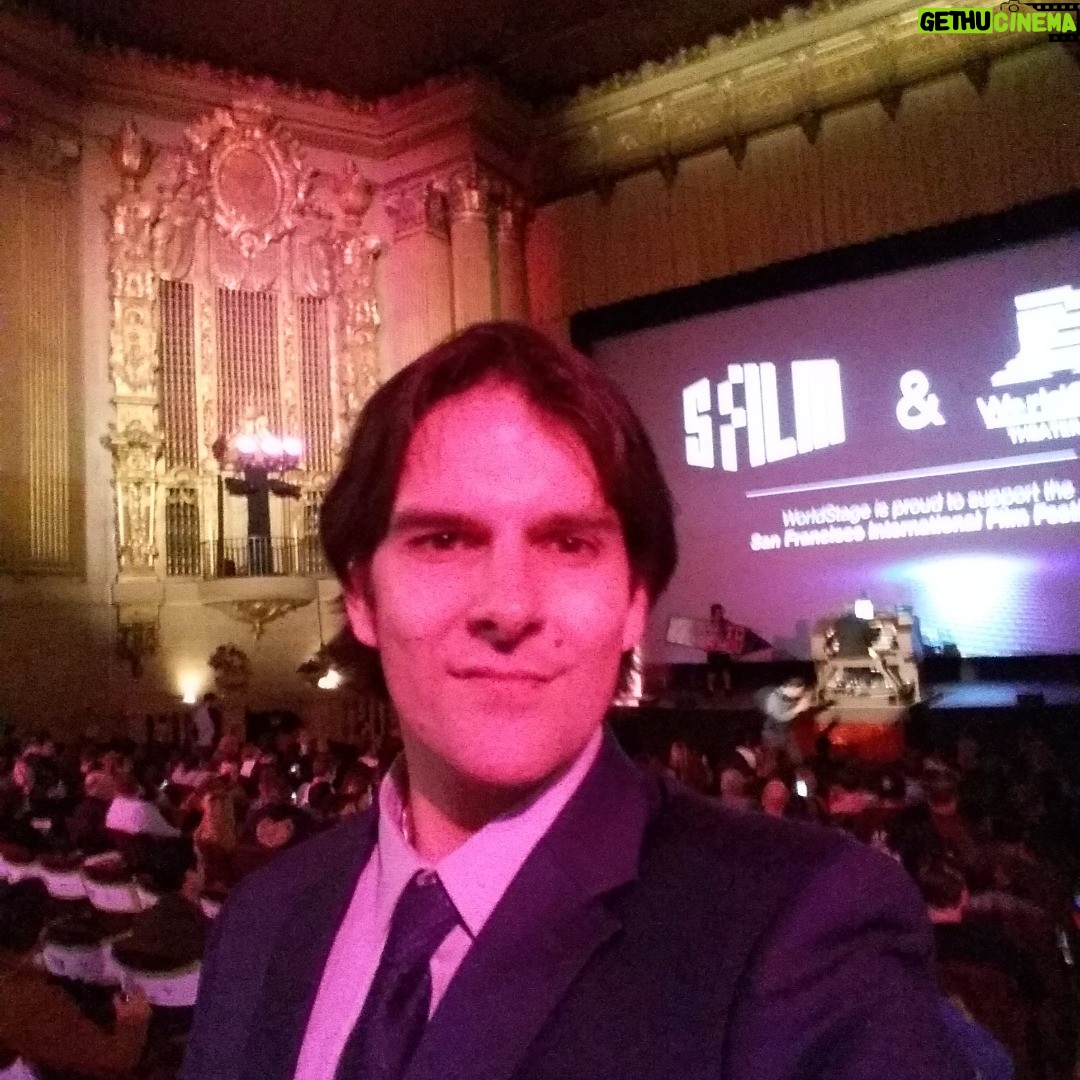 Tony Toste - 68 Likes - Film Premiere for 'Sorry to Bother You' Role: 'Stackwater Agent' www.imdb.me/TonyToste -