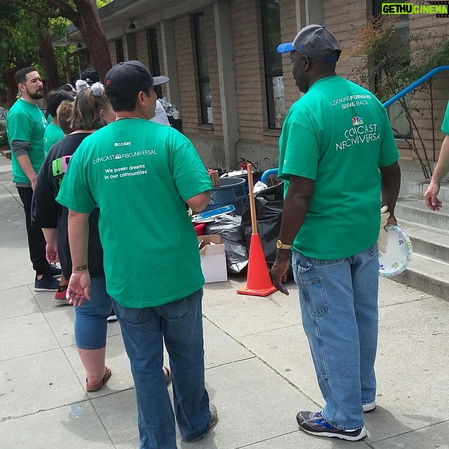 Tony Toste - 163 Likes - Volunteering with co workers from #NBCUniversal and #Comcast to re paint the Boys and Girls Club