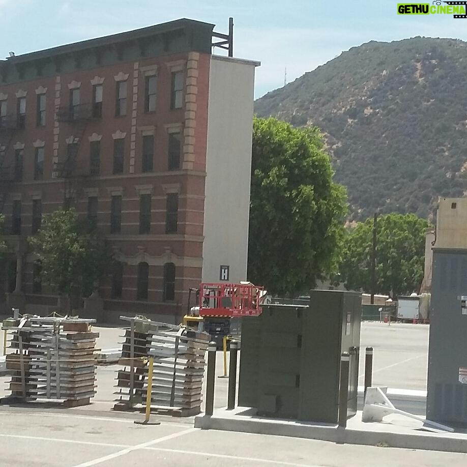 Tony Toste - 162 Likes - Warner Bros Studio Backlot (Thank you Noah!!!)