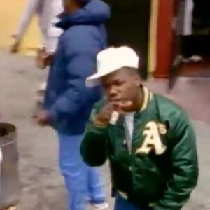 Too $hort Instagram - I’m still on that “I Aint Trippin” #5DecadesOfTooShort! “East Oakland yeah that’s right”…All day everyday. #510day 

Where yall from ??? #TooShort
