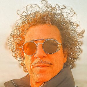 Toprak Sergen Instagram - Hayvanları öldürmesek doğayı yok etmesek başkalarını bayıltmasak... diye gidiyo liste 😶 kendimizi geliştirmeye düzeltmeye baksak ve iyilik güzellik dilesek sonunda da hak eden kazansa ♾️ ♥️ @nesleyfairburn 🤍