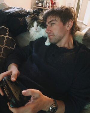 Torrance Coombs Instagram - Renly helping me keep my Cuphead game strong.