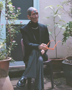 Tosh Zhang Instagram - Styling by Tosh Rock   Photography by the amazing @silveranddye 📷 ✨ This was a vintage fashion project we collaborated on sometime ago and everything was shot on film cameras. Shoutouts to our awesome models and everyone involved behind the scenes! Hope y'all like it 😎

#vintagefashion #vintageclothing #vintagestyle #filmphotography #filmcamera
