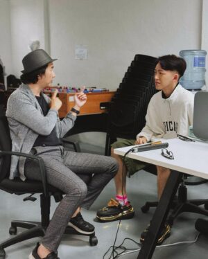 Tosh Zhang Instagram - 哥要拍新电影咯! 🎬 已经大概五年多没拍片了。我们最近在忙着筹备和彩排，很快就要開拍了。期待再次和大家在戏院见! New movie coming, stay tuned! ✨😎