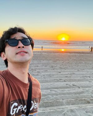 Toshimitsu Instagram - そういえば先日、アメリカへちょいと行ってまいりました🇺🇸

古着とか自分の好きなものたくさん見てきた！
実に三角形ぶりのSanta Monicaでした。

アメリカ写真まだ沢山あるから楽しみにしてて〜

#losangeles 
#LA