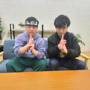 Toshimitsu Instagram - 個人チャンネルにて、霜降り明星せいやさんと動画を撮りました！
トリコ、ナルト語り楽しすぎました。。

カバーで始まるのも不意打ちで面白かったと思います！
ぜひ見てくださいー！

#霜降り明星 
#霜降り明星せいや 
#東海オンエア 
#としみつ 
#トリコ 
#naruto 
#GTロボ好きと繋がりたい