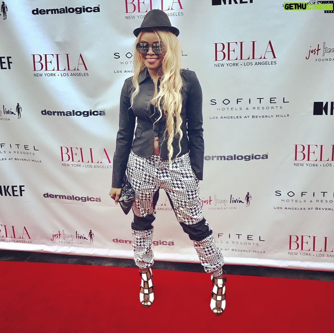 Toy Connor - 1.1K Likes - Thank you #bellamagazine 🙏🏽 #urbanpop #islandvibes #betweekend #betexperience #bet #champagne #fashion #fashionmagazine #theydontevenknow #tdek #summer #release Available for Pre-Sale #july25th, RELEASE DATE #Aug18th #2017 @betmusicofficial @bet