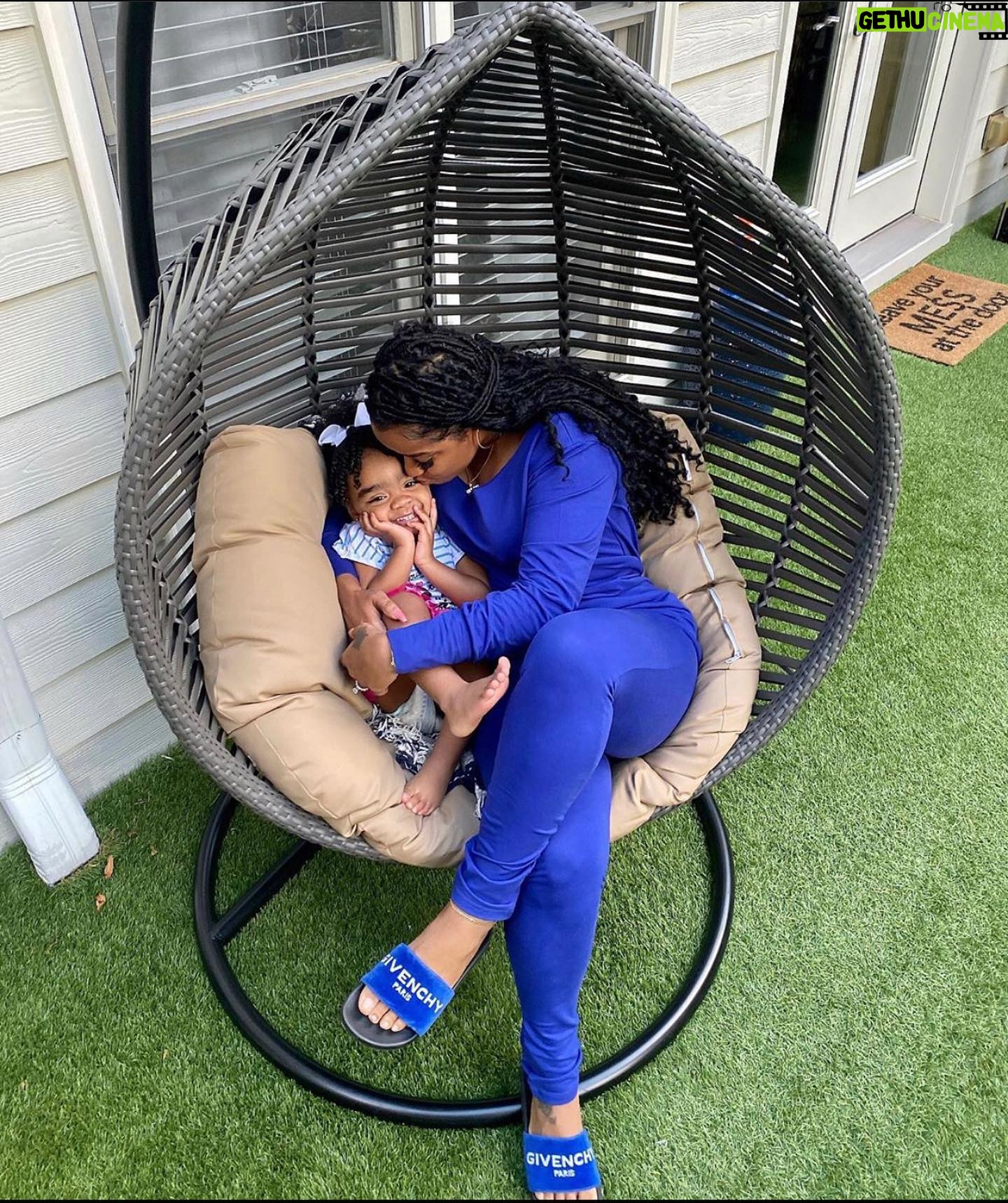 Toya Johnson - 1.9K Likes - 💙💙💙