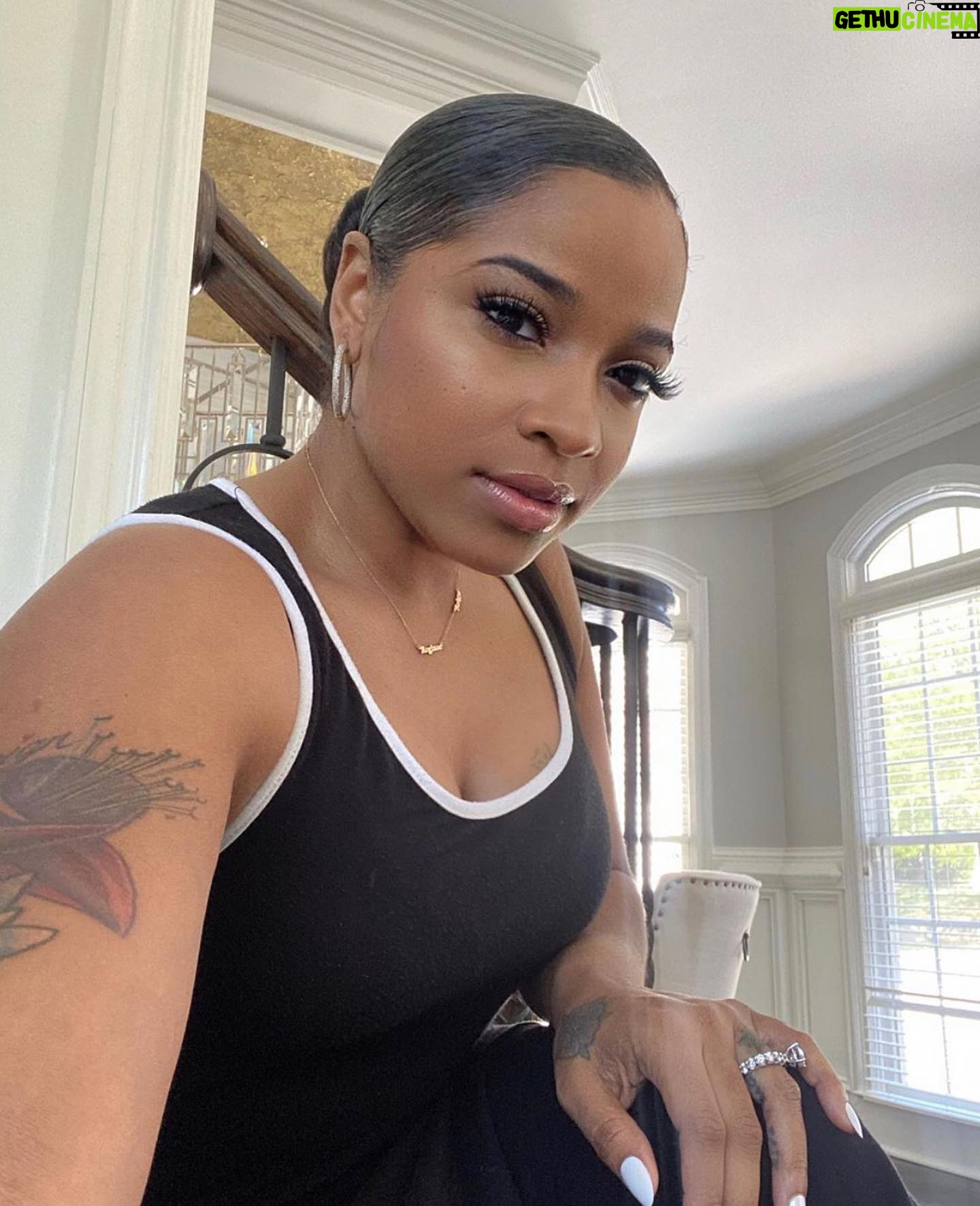 Toya Johnson - 1.1K Likes - What day of quarantine is this 😅?
