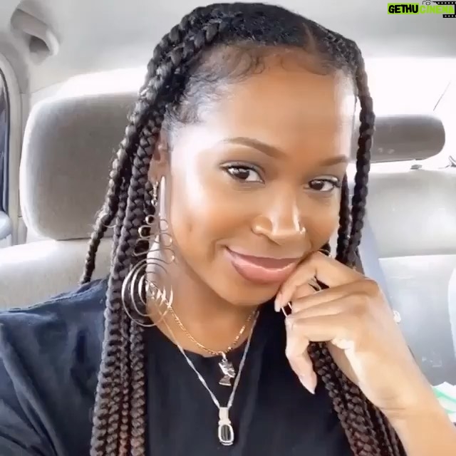 Toya Johnson - 705 Likes - This was Solid af✊🏽👑💯
@ericaleshai
Tag a friend below 👇🏿👇🏿