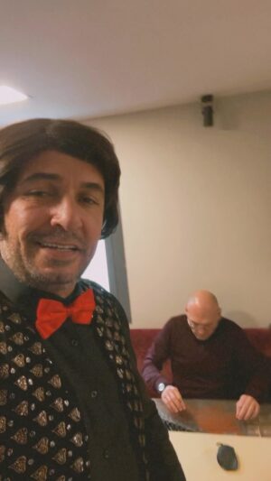 Toygan Avanoğlu Instagram - Güzel günler efenim🥰 çıksam mı biyerlerde bee😂
