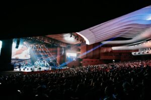 Toygar Işıklı Instagram - Bu, bir müzisyenin güzel hikayesidir.🔥❤️🔥🧿 Muhteşem konserlerdi.Teşekkürler Kazakistan 🇹🇷🙏🏻❤️🙏🏻 🇰🇿
Devamı gelecek. Güzel şeyler eninde sonunda kazanır 🧿 Thank you all 🔥👏🏻🔥
@ne_prosto_orchestra @madiyar_toiboldy 

Karanlığın içinde bir ışık hep var. 🔥🎶 🎹
#karasevda #intikamyemini #neprostoorchestra 
#yaprakdökümü #askimemnu #ezel #dudaktankalbe #fatmagülünsuçune #menekşeilehalil #kuzeygüney #karadayı #medcezir #karaparaaşk #karasevda #içerde #çukur #yargı #aile #çarpışma #cesurvegüzel #banasevmeyianlat #son #alevalev #babil #üçkuruş  #20dakika #kuzgun #darmaduman #buşehirarkandangelecek #kurtseyitveşura #soundtrack