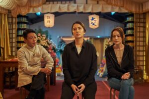 Tracy Chou Instagram - 3月27日晚上9點，CATCHPLAY 、HBO頻道及HBO GO同步播出 

CATCHPLAY ▶ https://bit.ly/36cEPXG

#本周上架前兩集 
#首兩集免費看
#HBO頻道及HBOGO平台同步上架
#良辰吉時