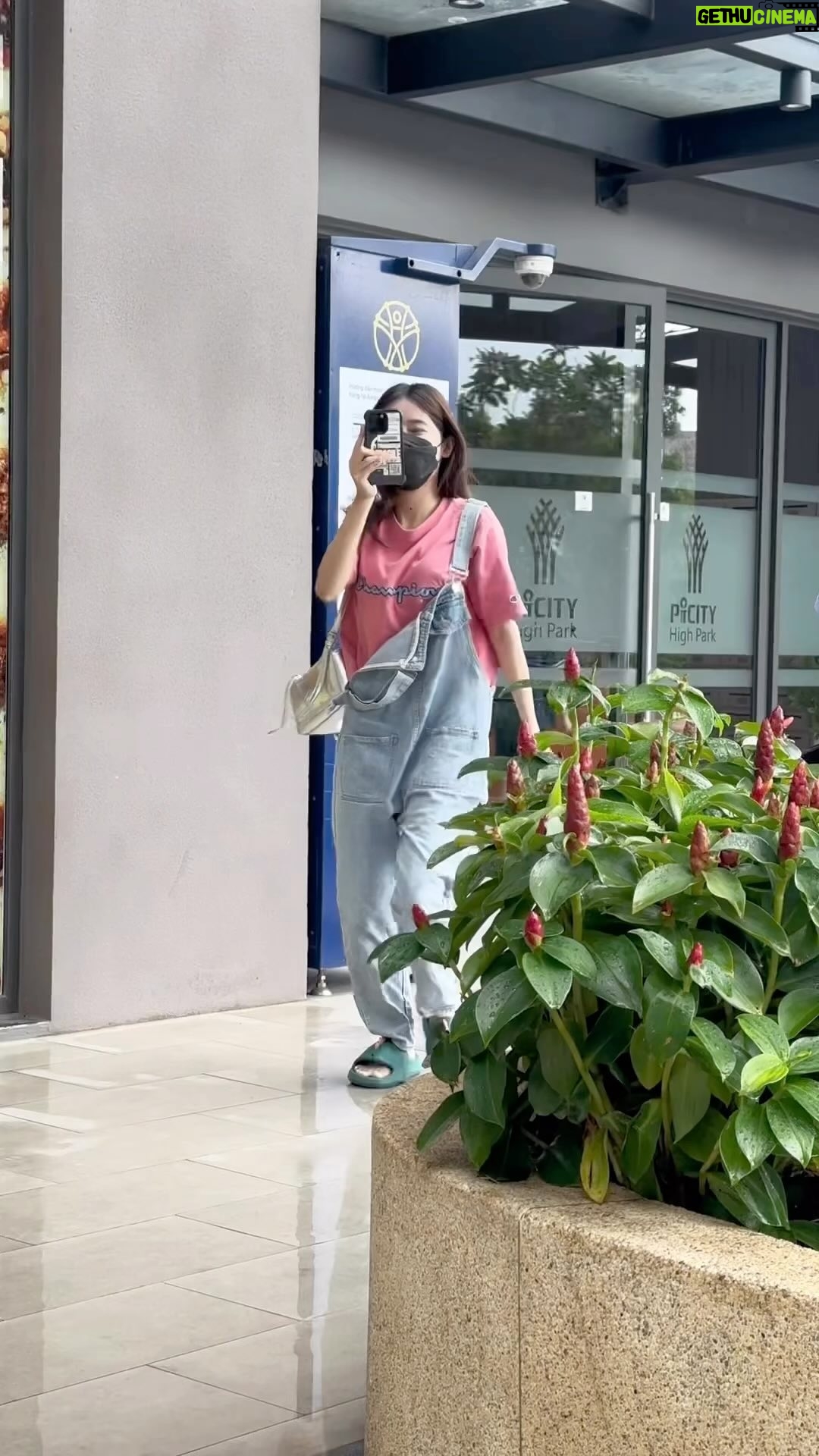 Trần Lê Đức - 6.1K Likes - “Em ơi! Hôm nay mình đi đâu ?”